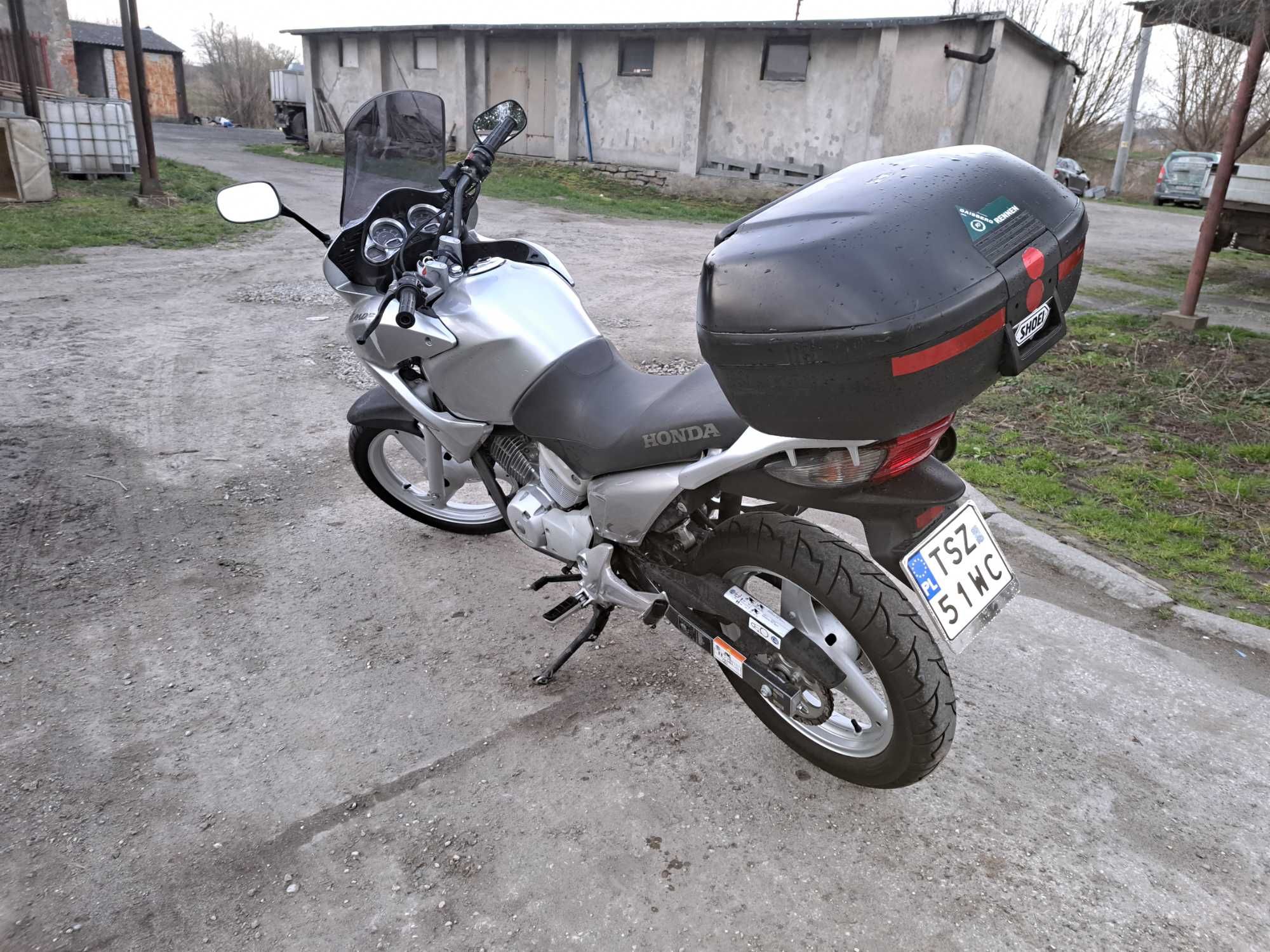 Honda Varadero 125 kat B na wtrysku Stan BDB Kufer