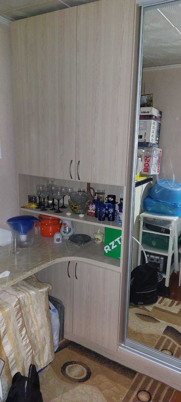 Кімната 17.2 м.кв приватизована меблями в гуртожитку Зб
