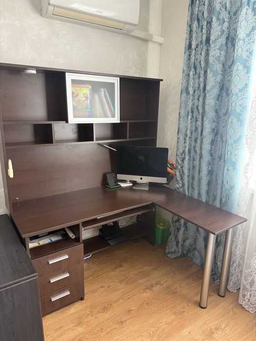 Стіл робочий для студента