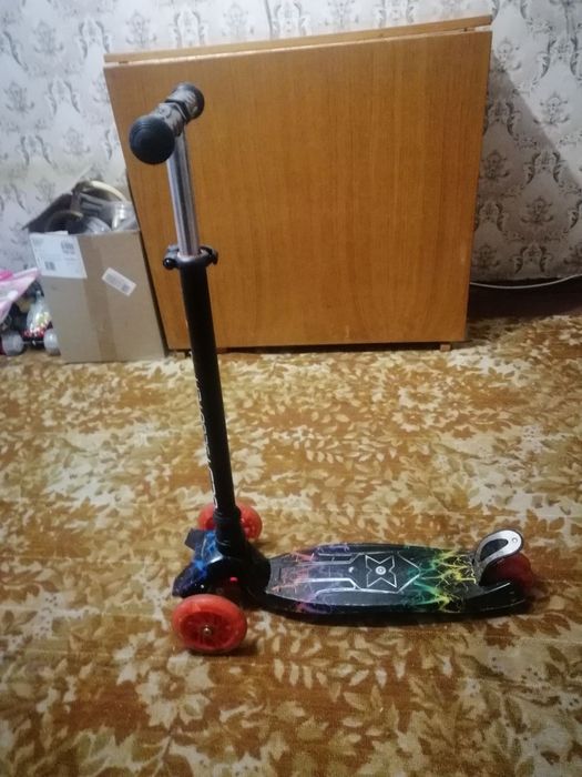 Самокат для хлопчика