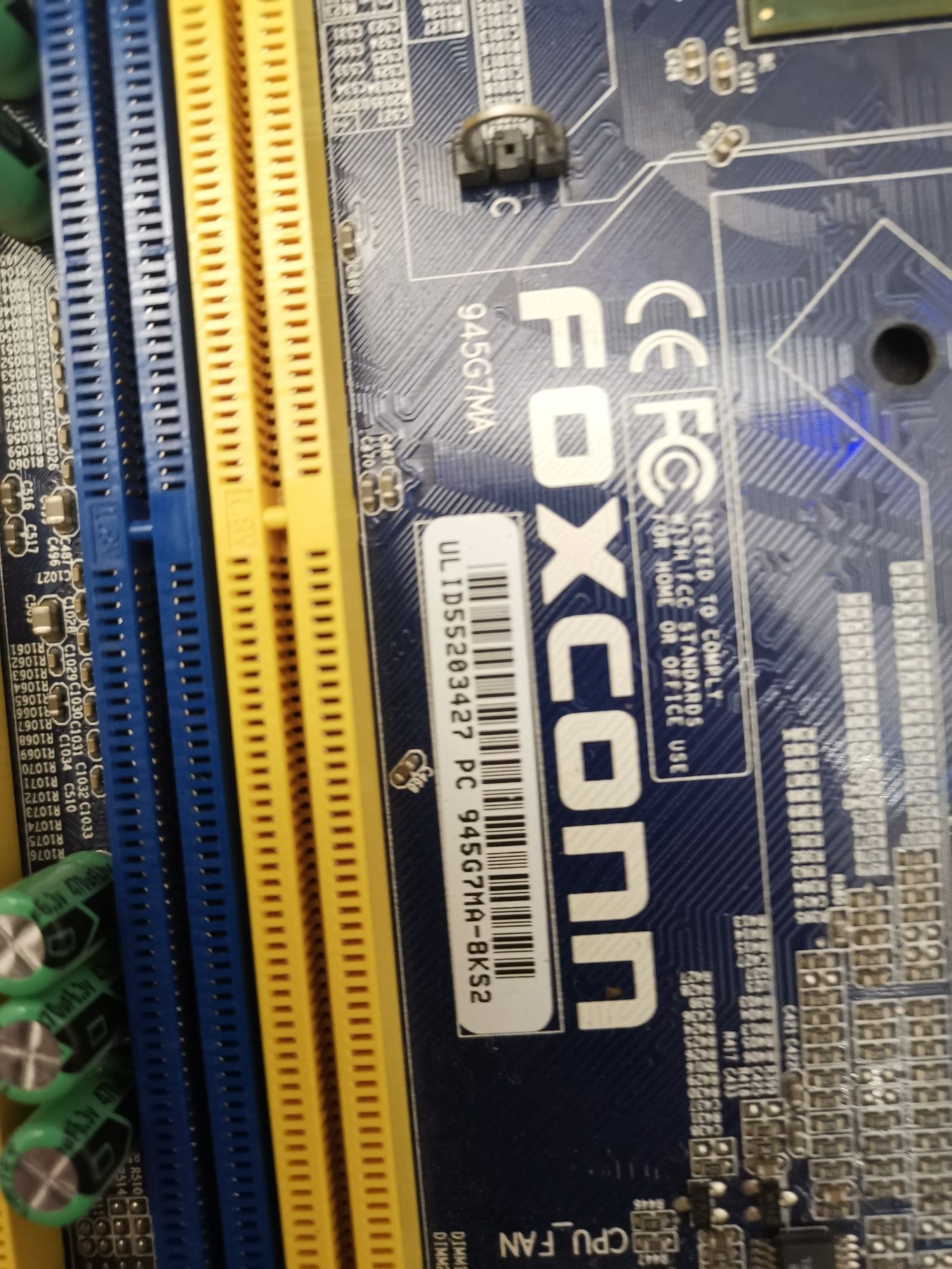 Материнська плата Foxconn 945G7MA-8KS2