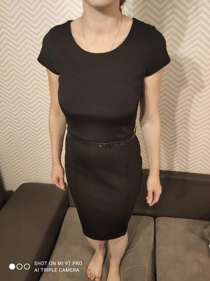 Sukienka mała czarna Reserved r. S