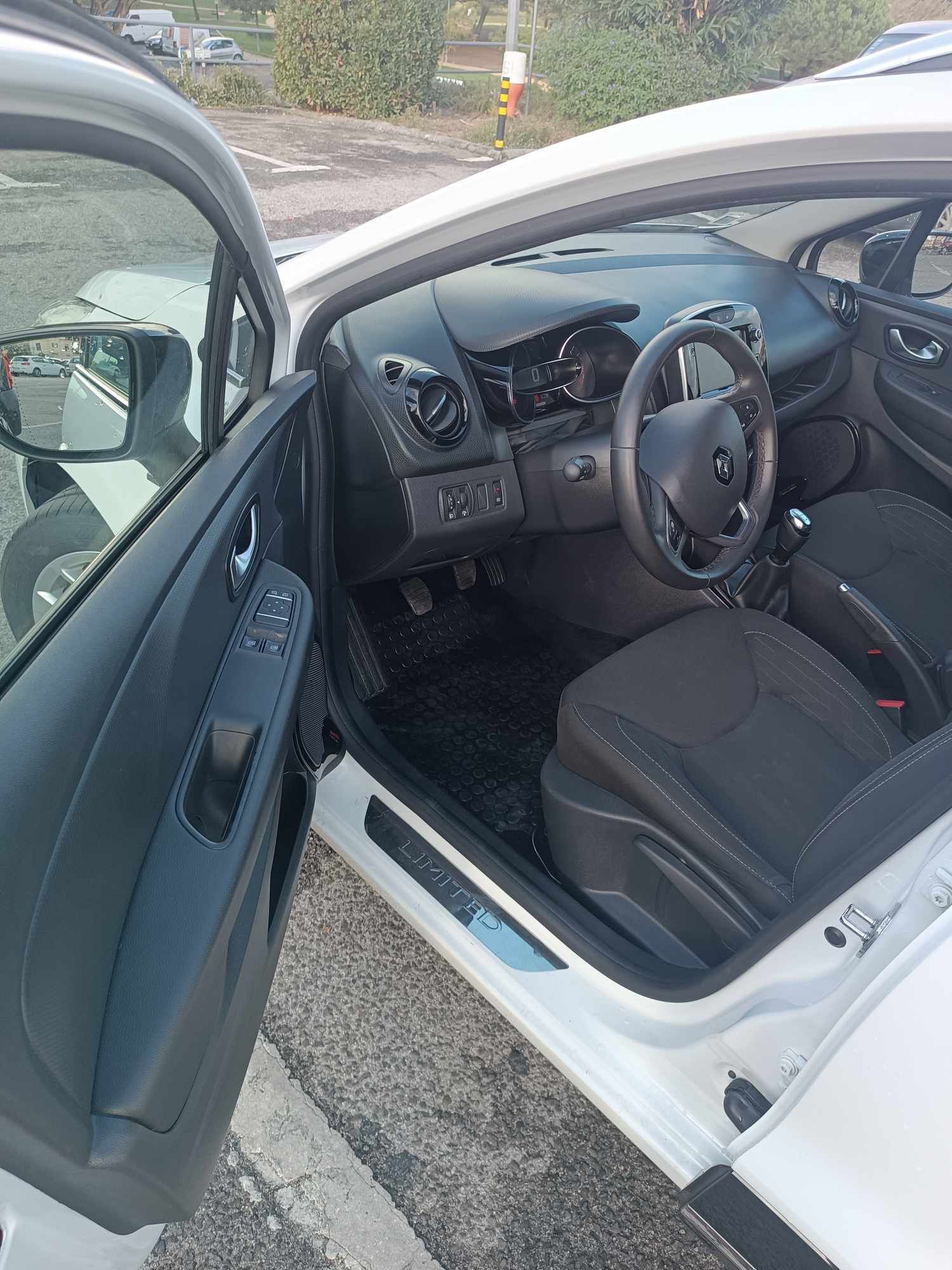 Renault Clio ST 1.5DCI