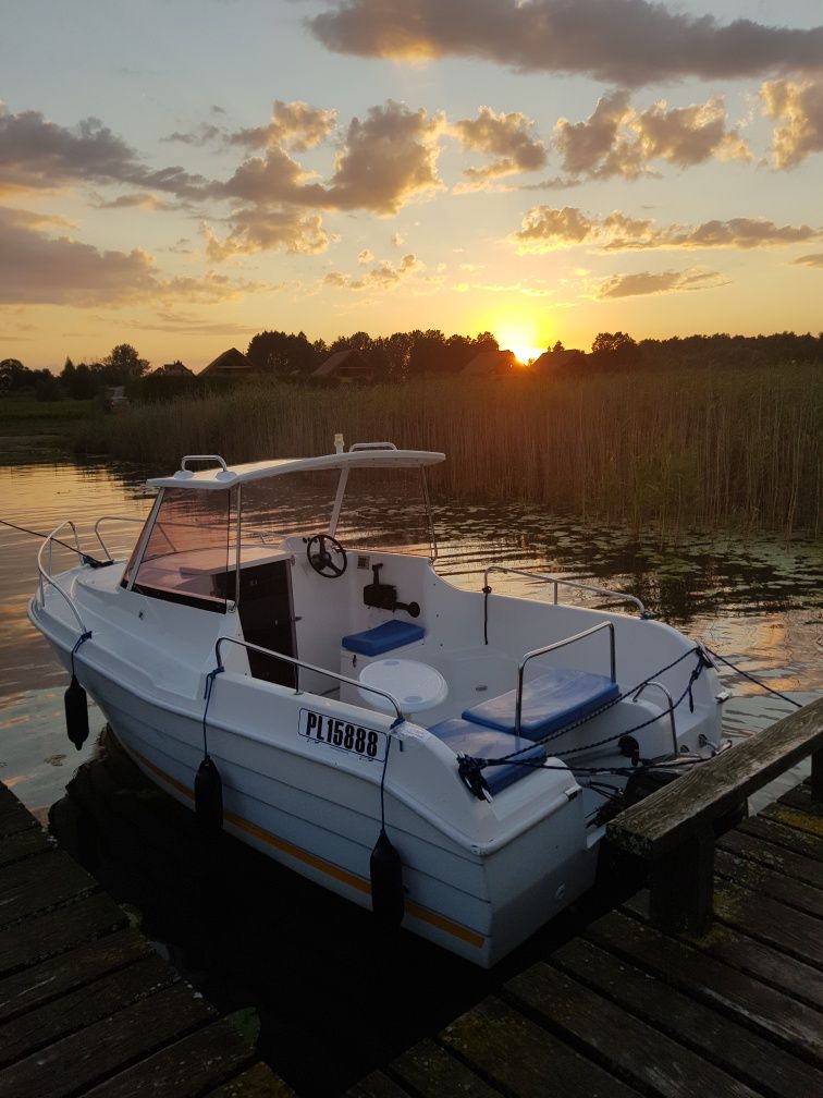 Domki letniskowe Mazury Giżycko nad jeziorem.Jakuzzi sauna w cenie