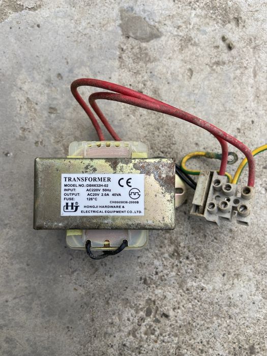 Трансформатор DB6632H-02, AC 220V 50Hz, 20.0(В) 2.0(A)