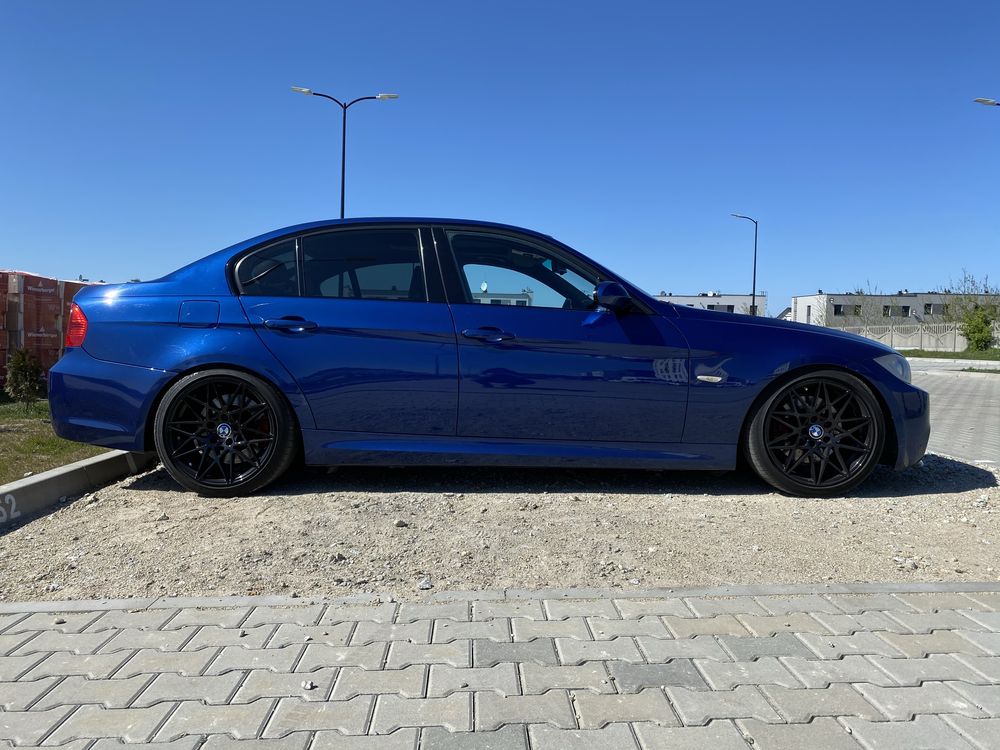 BMW E90 3.0 benzyna