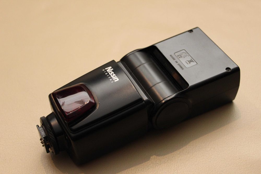 Lampa do lustrzanki Canon - Nissin Speedlite Di622