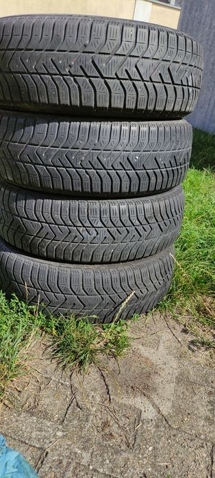 Opony zimowe 165/70/14 Pirelli 1N