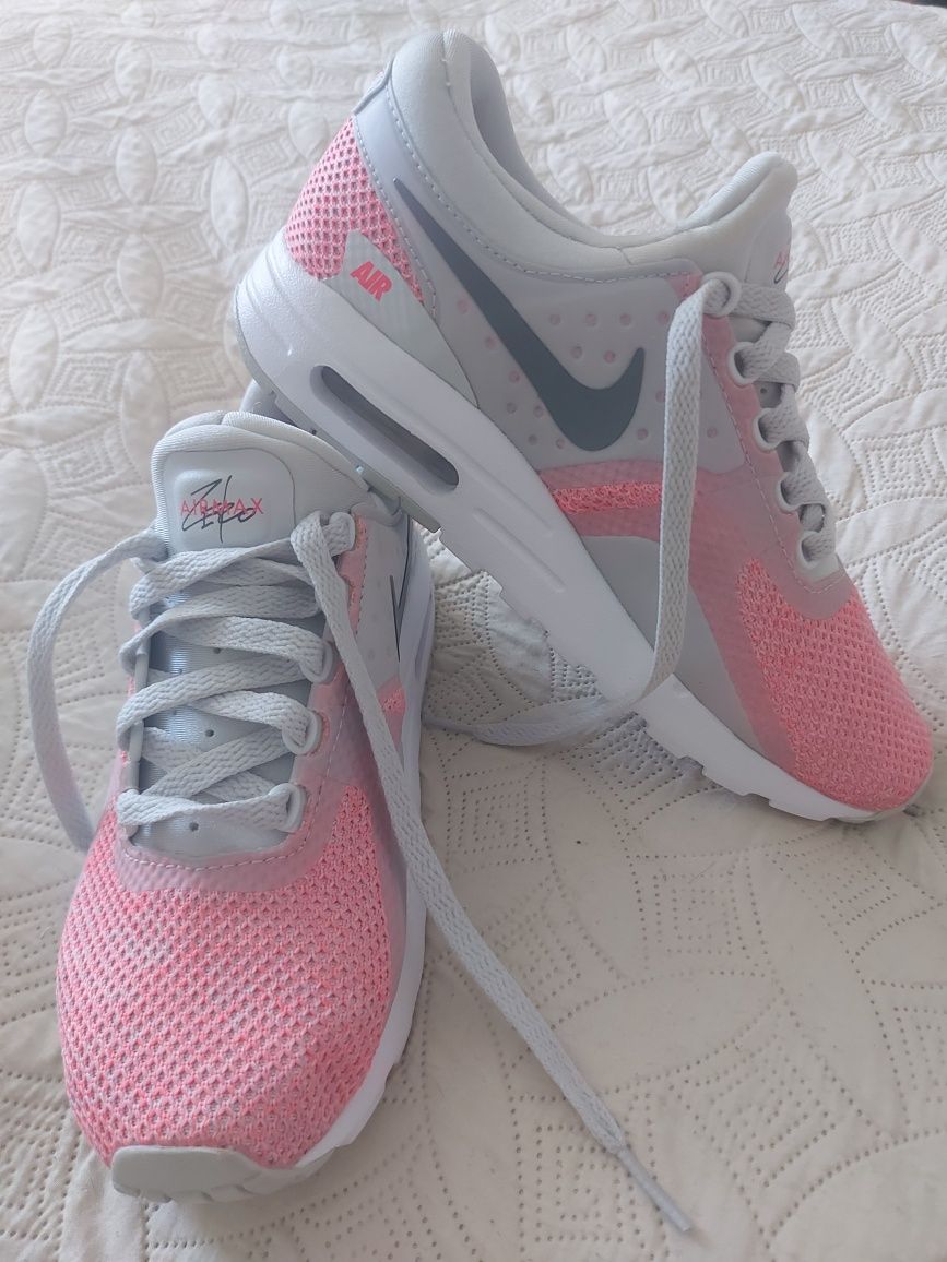 Оригінальні кросівки NIKE AIR max zero