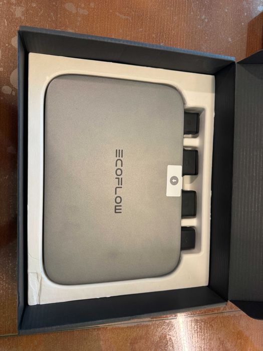 Ecoflow powerstream 600W мікроінвертор