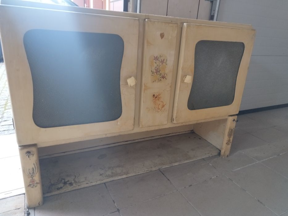 PRL, Kultowy kredens, nadstawka, do renowacji