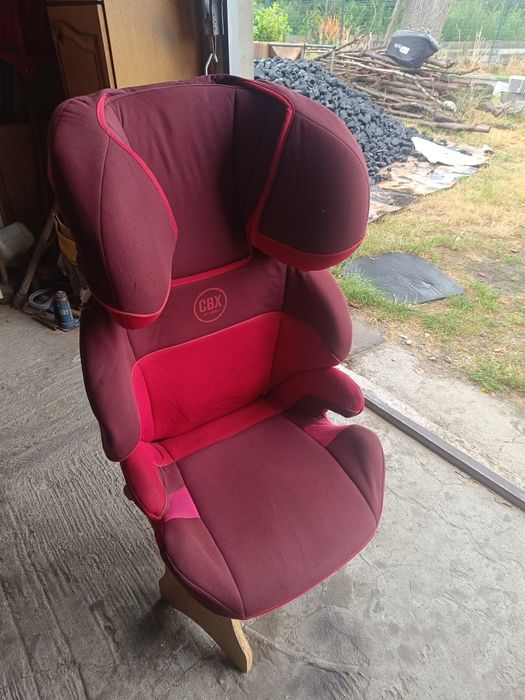 Fotelik samochodowy  15-36 kg