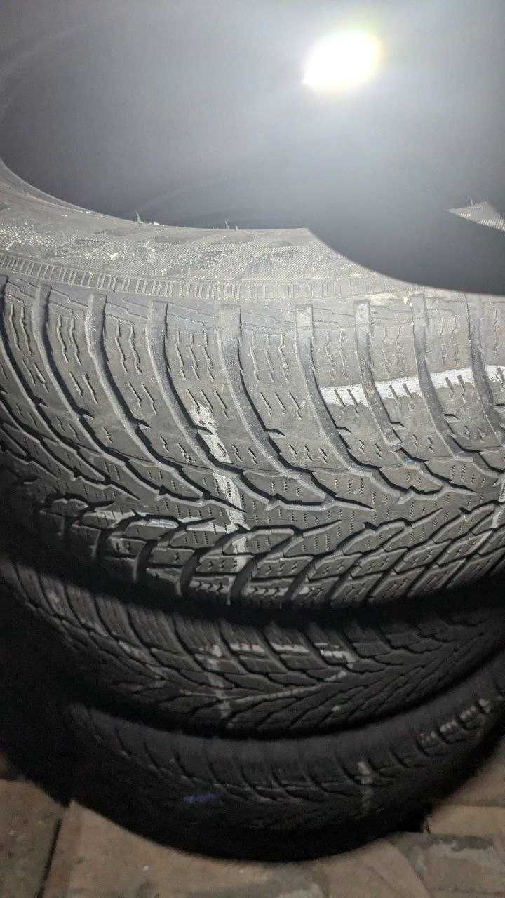 opony nokian wr snowproof 235 50 r17/ 4 szt