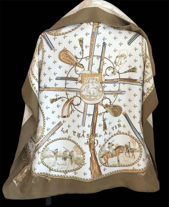 HERMES PARIS LA CHASSE A TIR винтажный шелковый платок