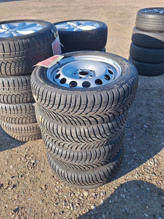 Koła zimowe VW Caddy touran Golf 205 55 r16 jak nowe