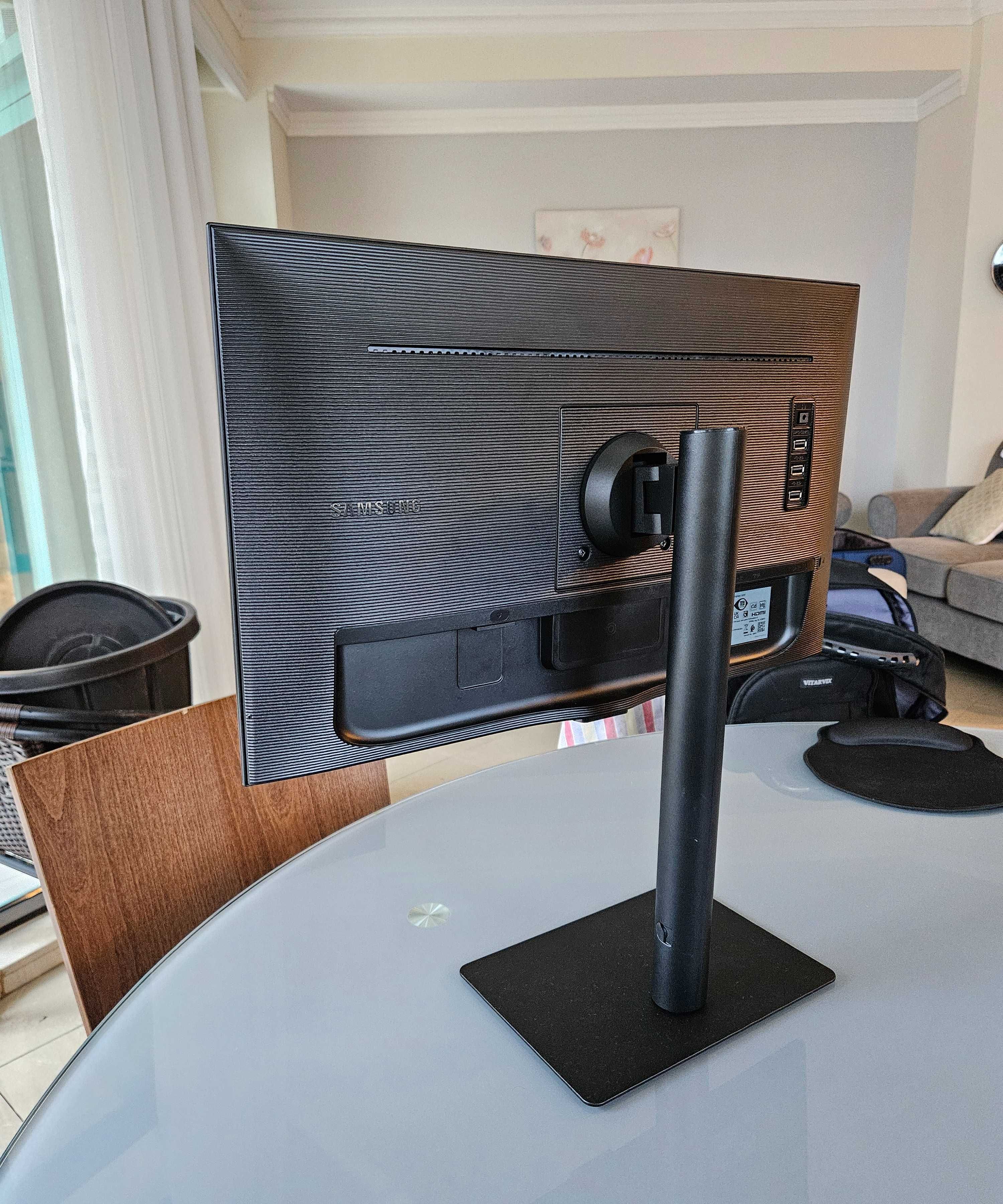 Monitor Samsung S24A600UCU   2K UHD
