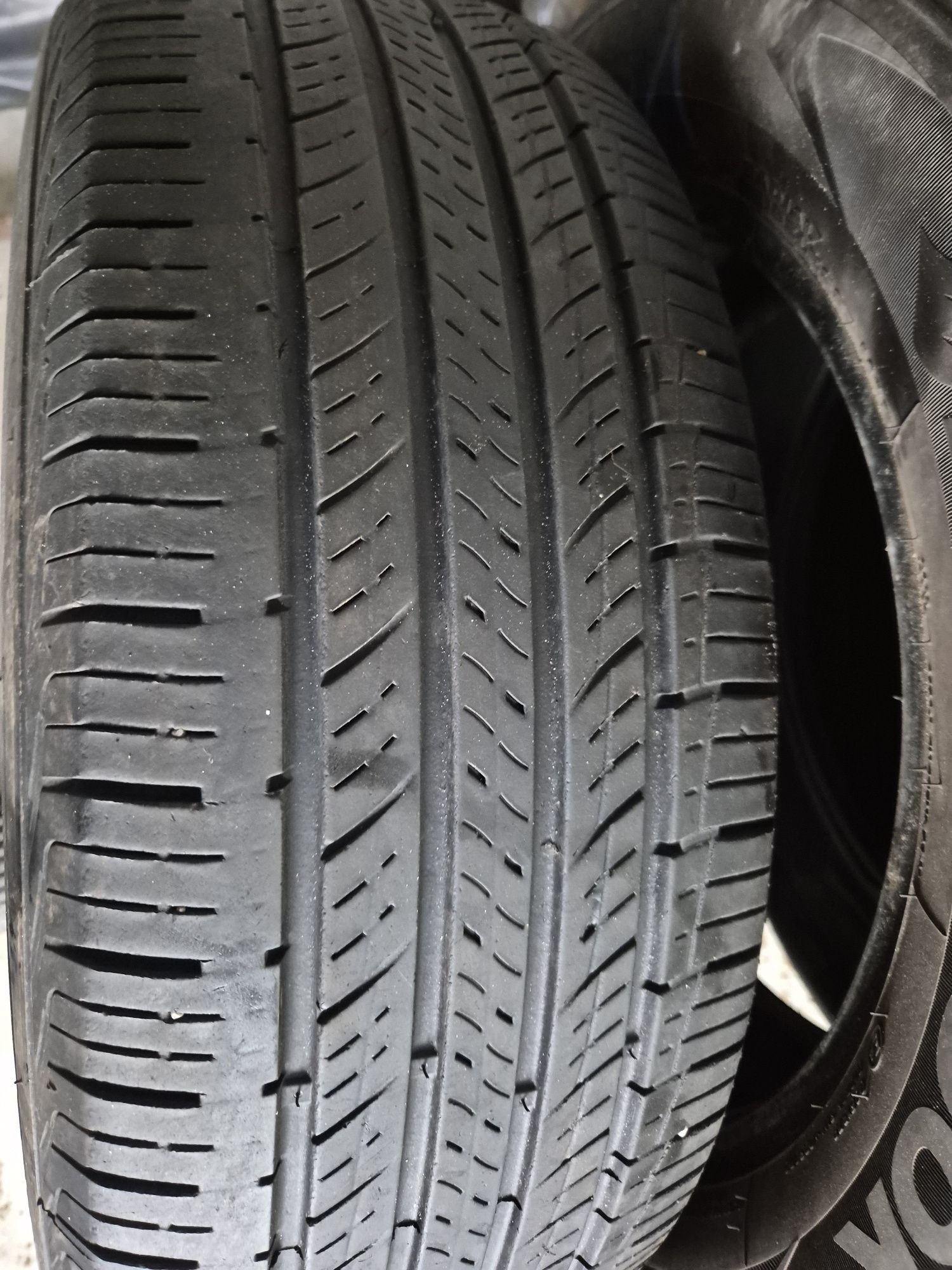 комплект гуми 225.60.17 hankook 22рік