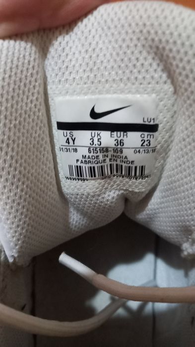 Ténis brancos  Nike   36