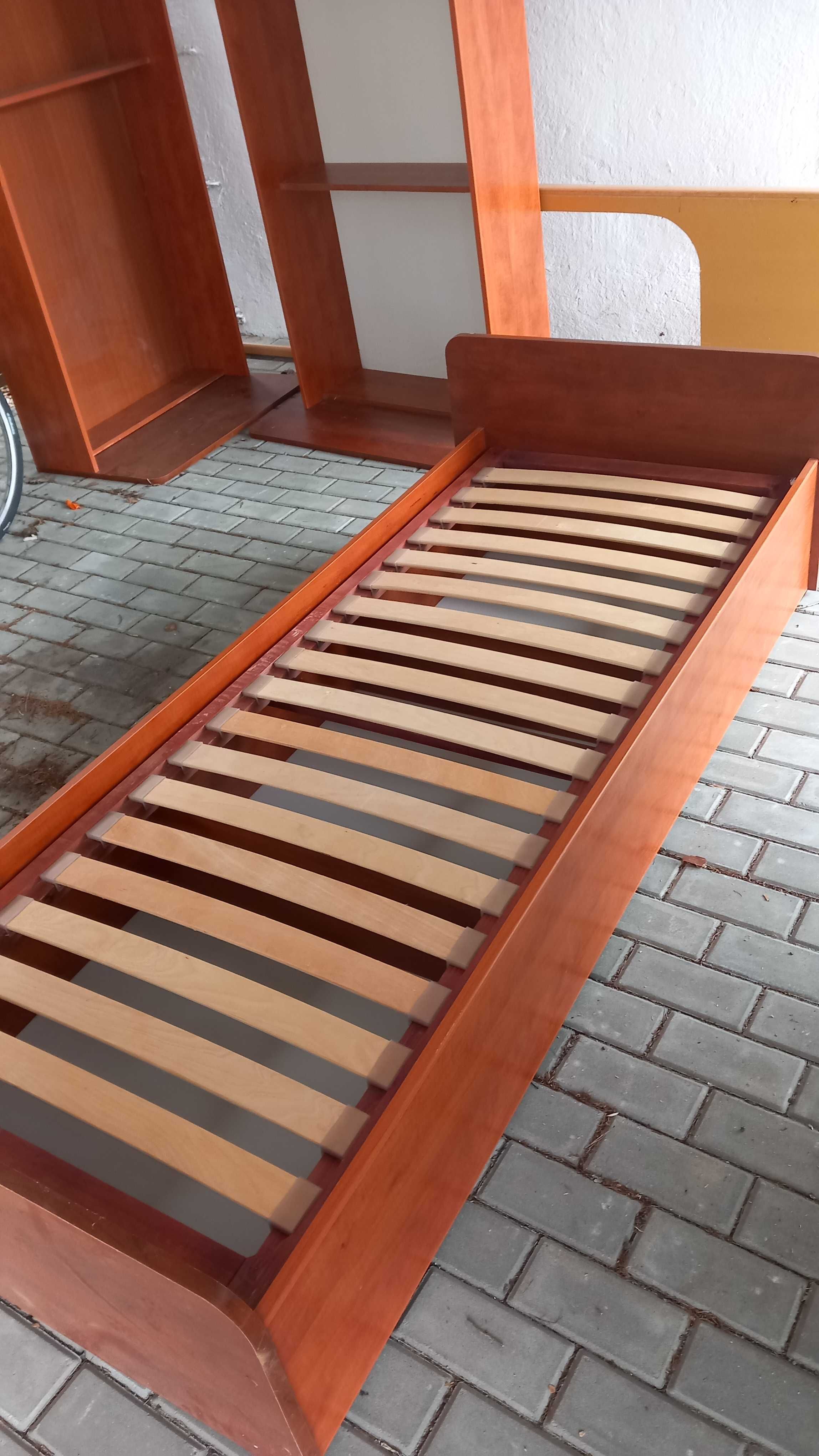 łóżko z materacem sprężynowym 80x190cml-kilka sztuk