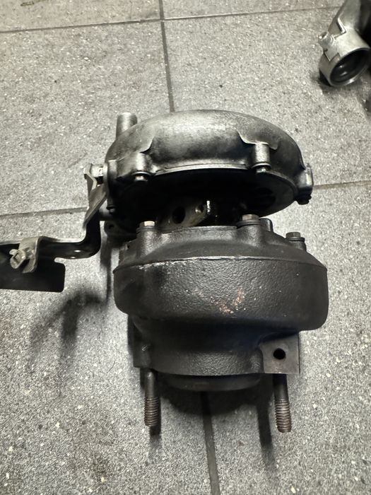 Turbosprężarka bmw 530d e60 GT2260V