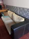 Sofas e cadeiroes varios