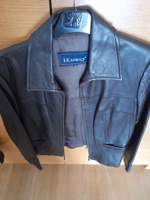 Vendo blusão em pele