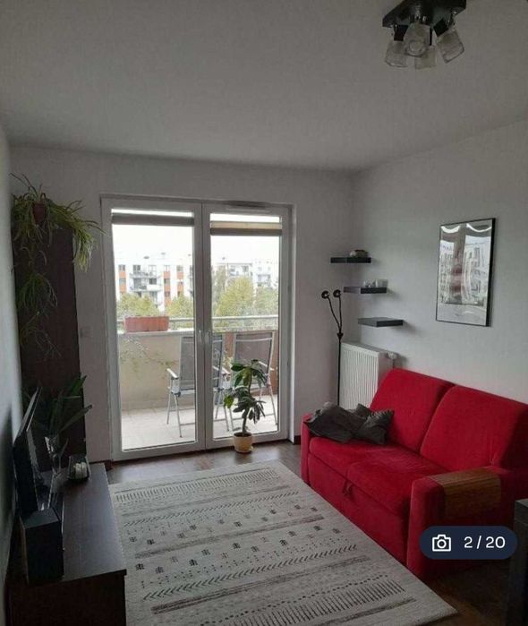 Wynajmę dwupokojowe mieszkanie z oddzielną kuchnią z oknem