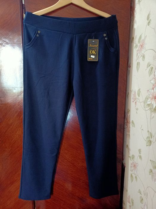 Продам нові жіночі штани утеплені 10XL