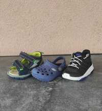 3 pary bucików dla dziecka Adidas,Crocs,sandałki