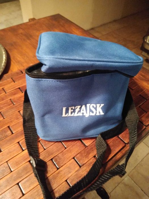 Mała zgrabna torebka termoizolacyjna z napisem Leżajsk
