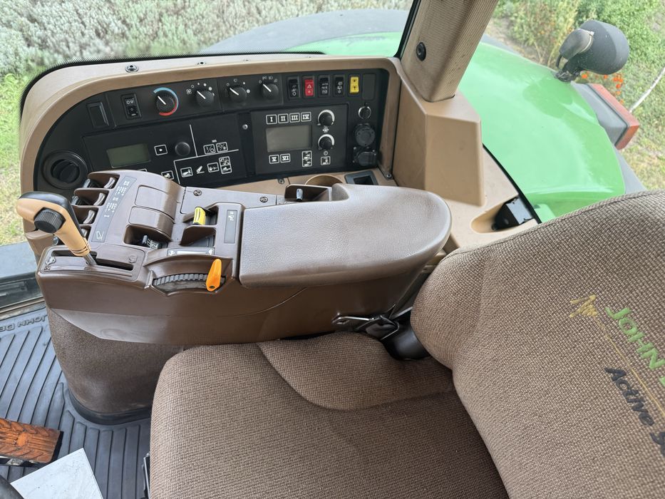 Продам тактор John Deere 7920 2006 року випуску