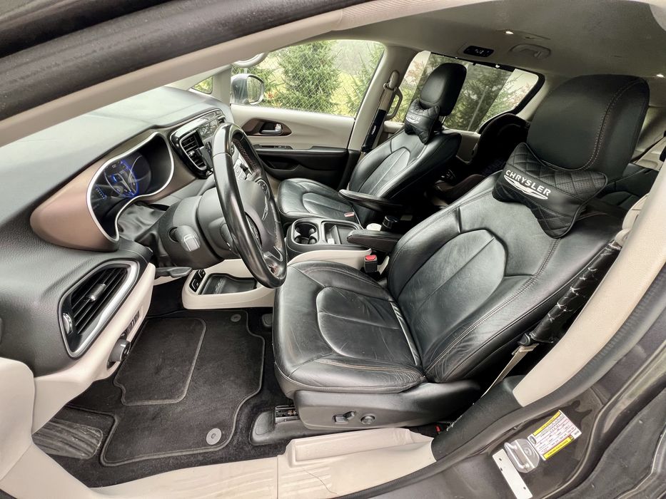Chrysler pacifica skory ledy duza navi zarejestrowany zdalny start