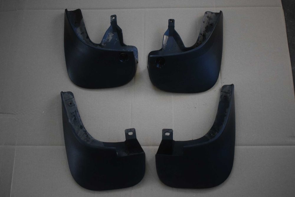 komplet chlapacze chlapacz HYUNDAI TUCSON I 04-09R.