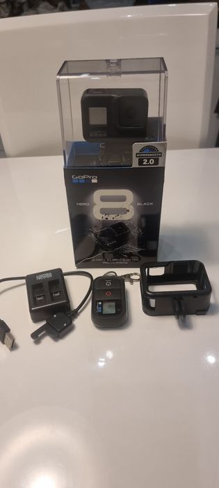 Kamera GoPro 8 + pilot i ładowarka