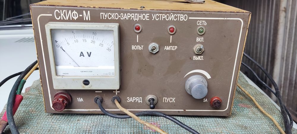 Продам заряднопусковое  устройство