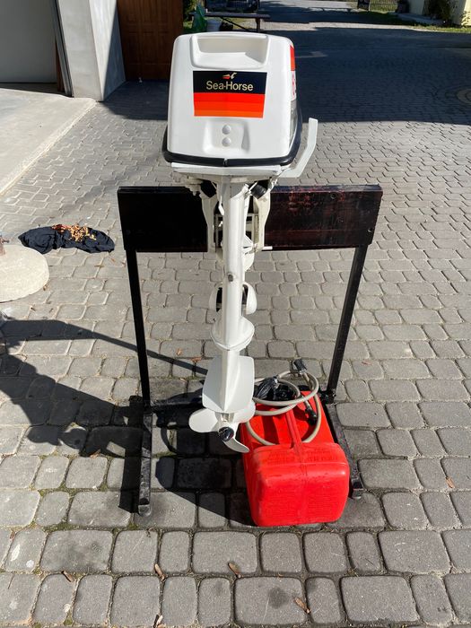 Silnik zaburtowy Johnson 6 km 2 t super stan