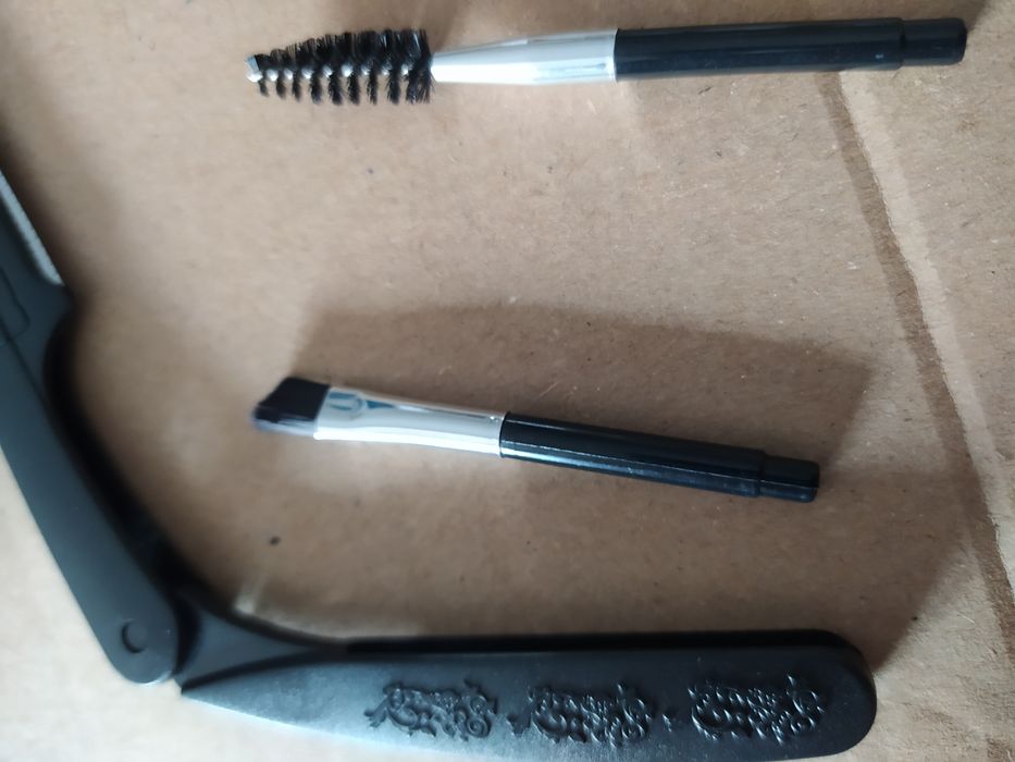 Conjunto para sobrancelhas NOVO