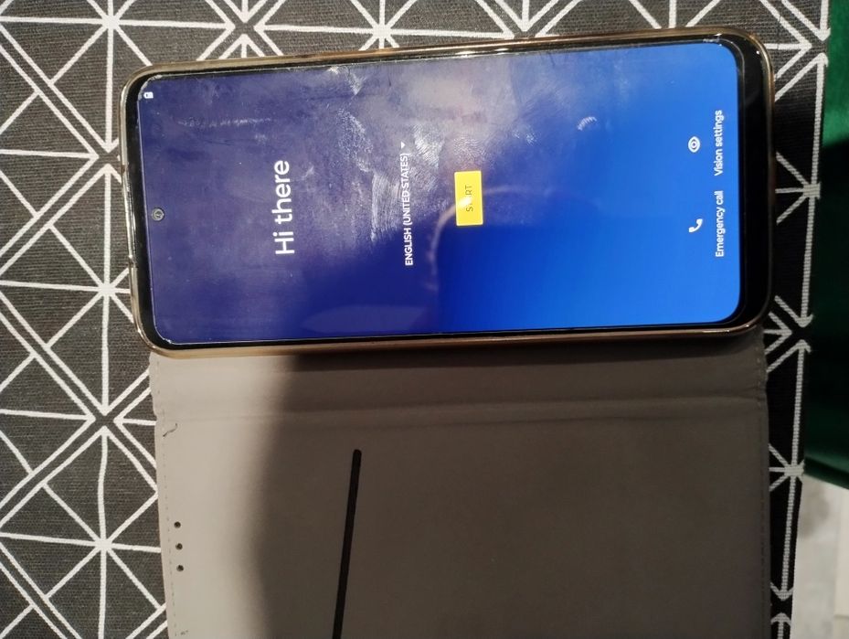 Motorola G31 z etui bardzo dobry stan