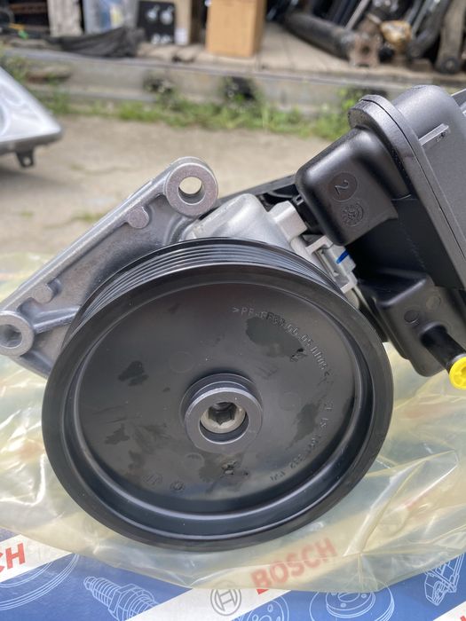 Насос гидроусилителя ГУР OM651 2.2 Sprinter W906 W907 Vito W639