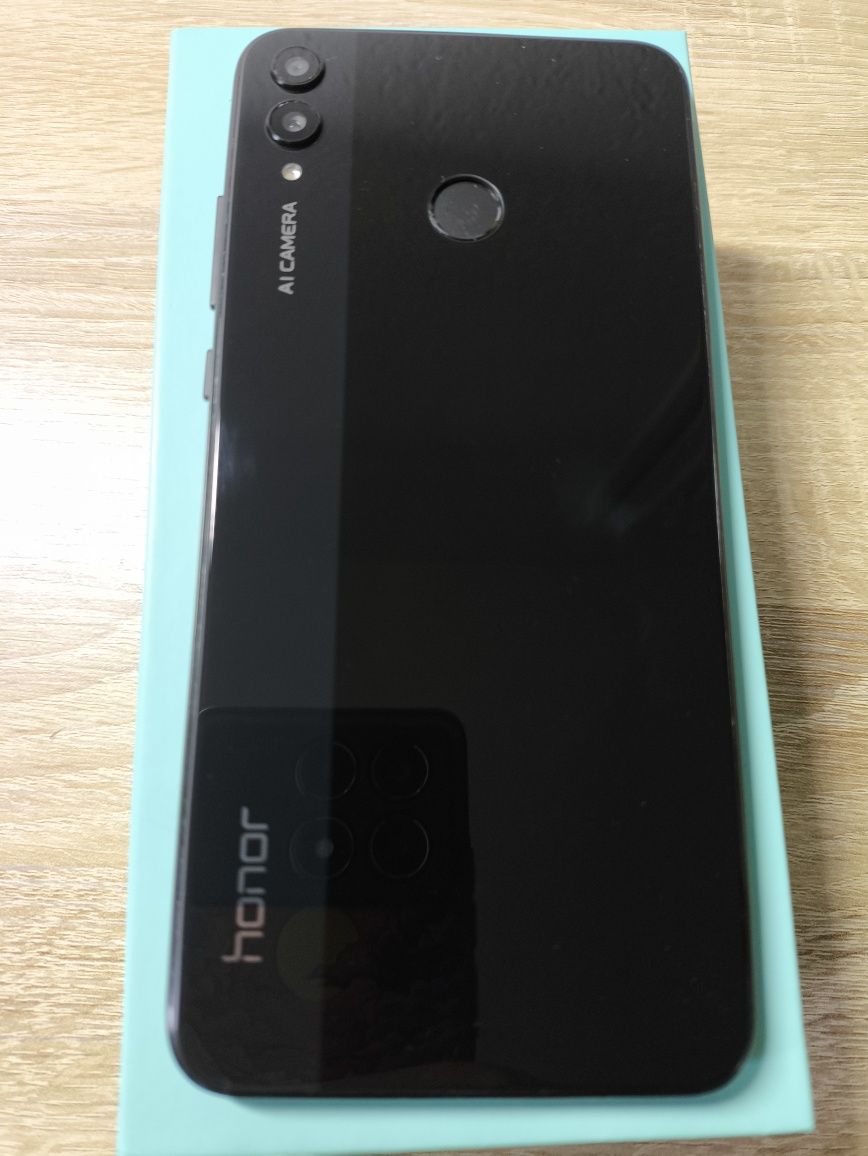 Huawei Honor 8X novo.
