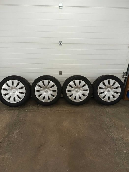 Felgi stalowe,opony zima z oryginalnymi kołpakami 17"Opel Insignia A