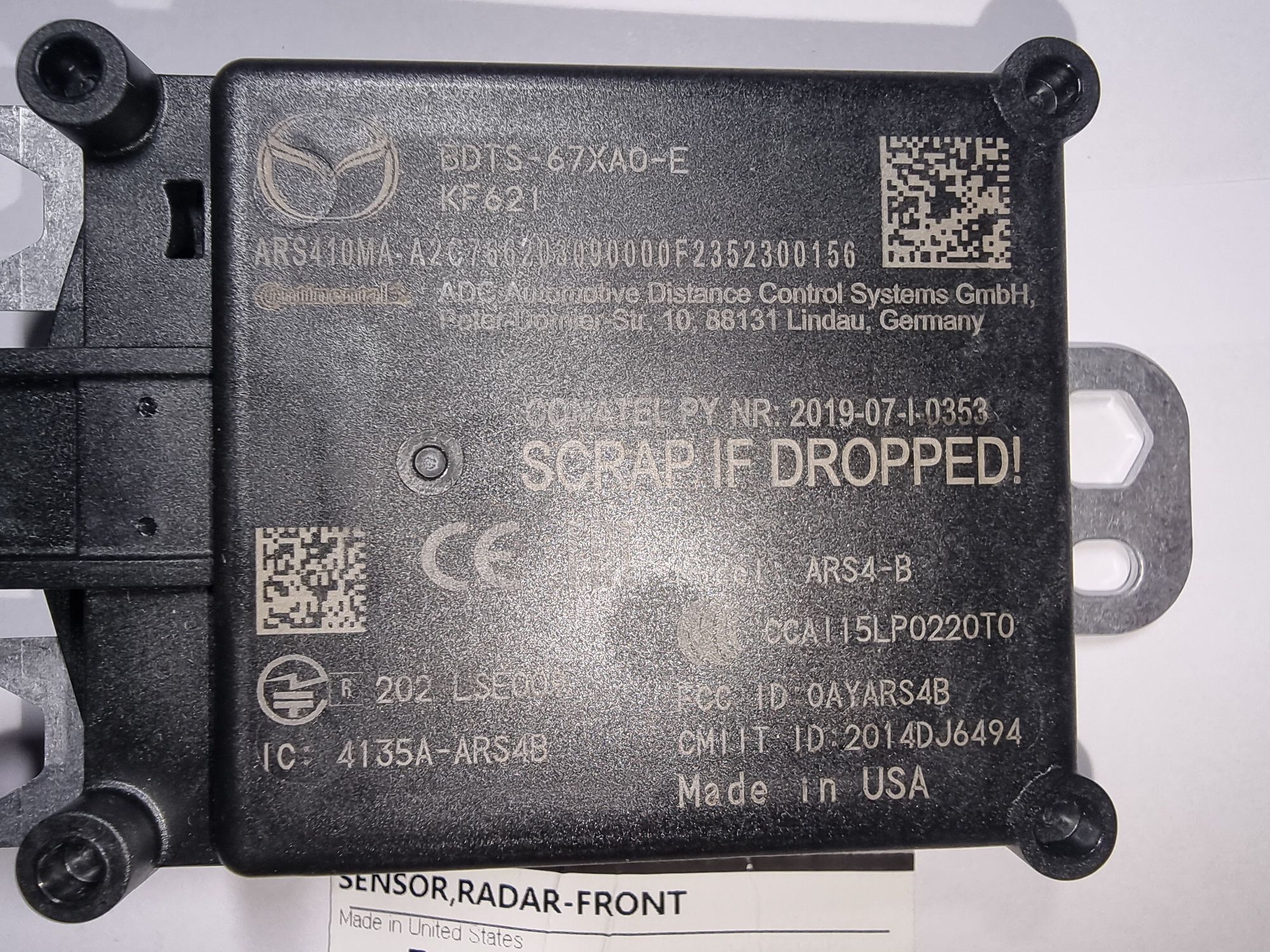 Sensor/radar przedni tempomatu (Distance Sensor) Mazda CX30 Mazda 3