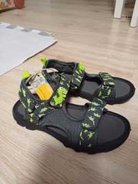 Nowe sandaly 31 chłopięce dinozaury wyprzedaż butów