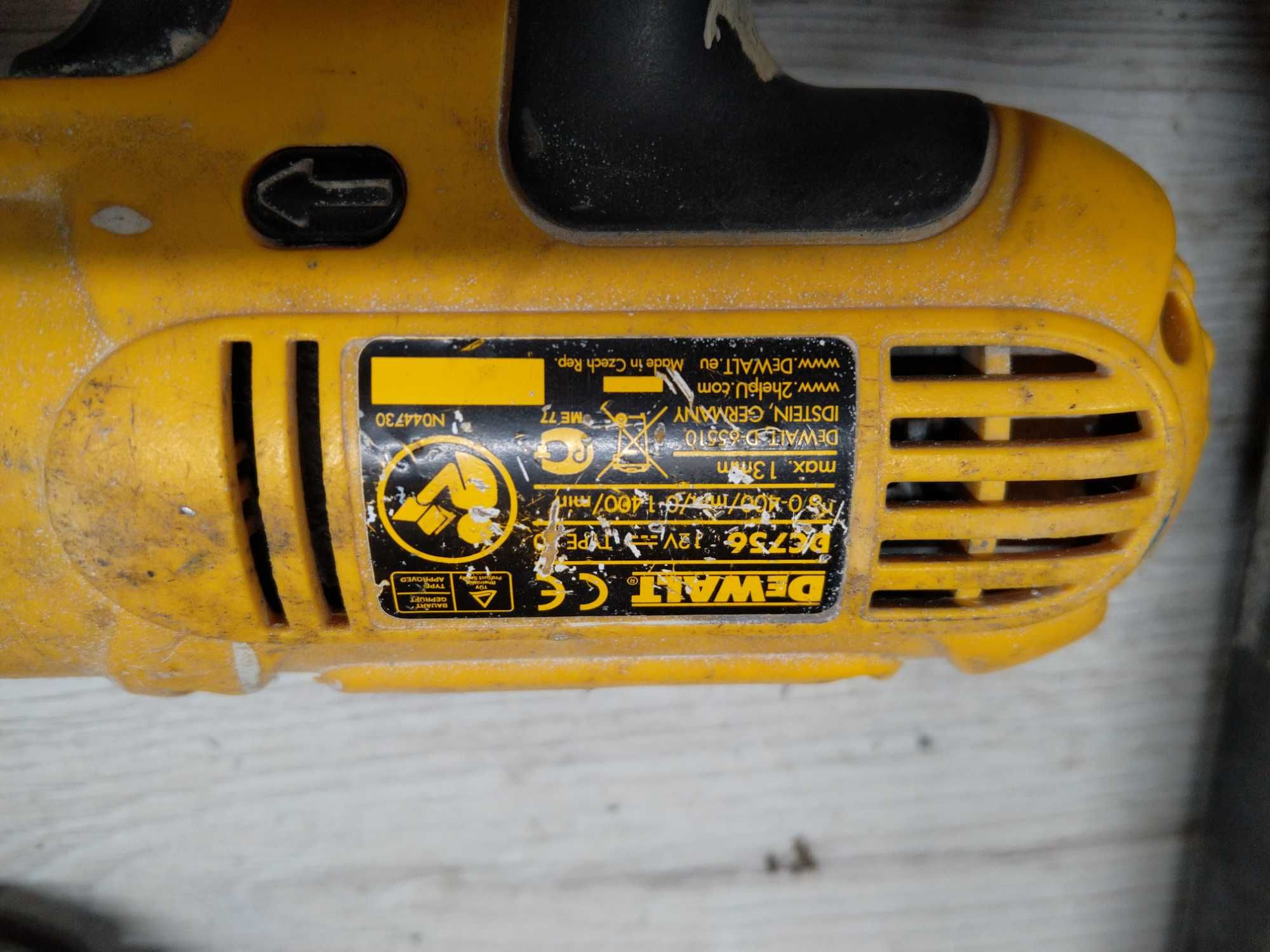 Wiertarko wkrętarka DeWALT DC756