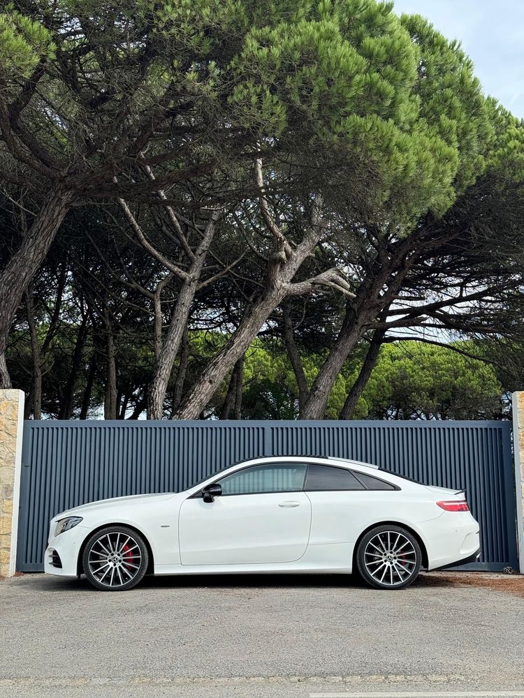 Mercedes-benz E220D 4matic coupe 9G-tronic AMG line