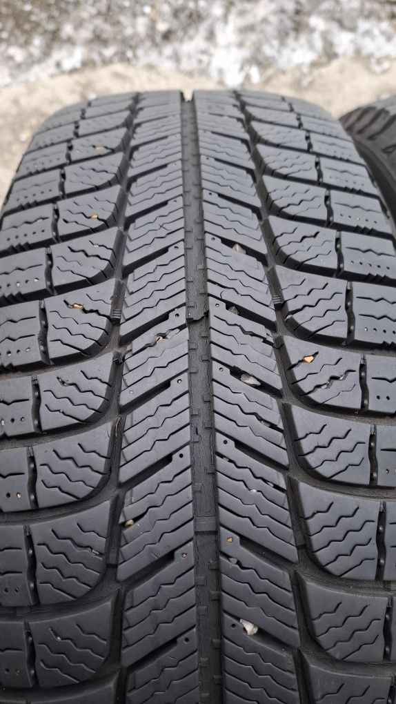 Michelin 205/60 R16 X-ice