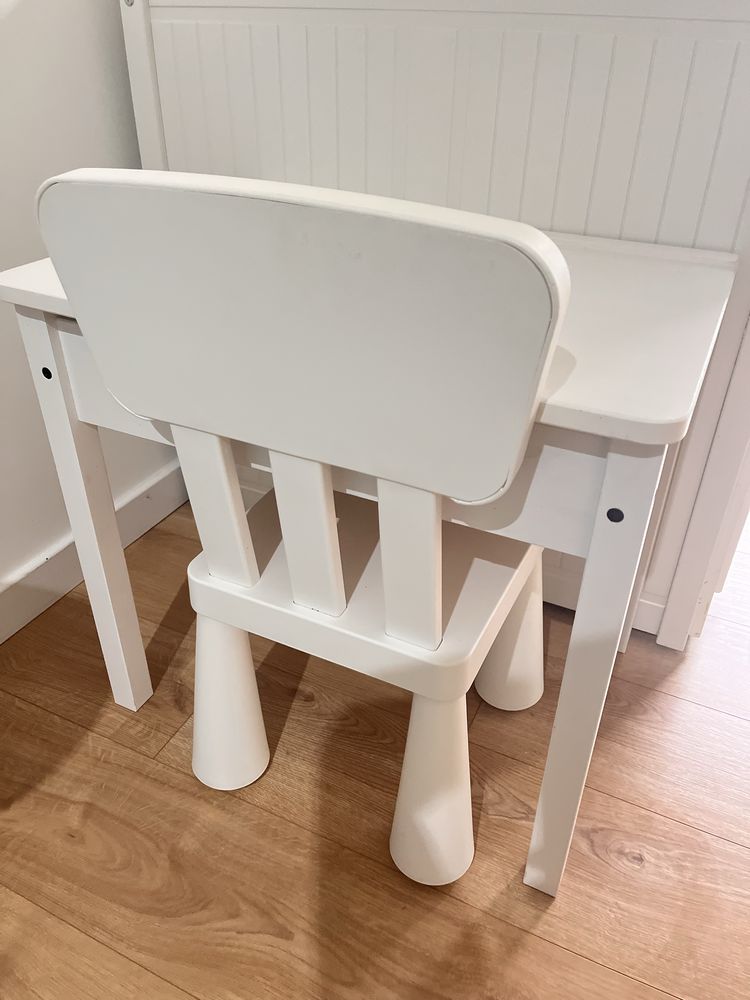 Zestaw / Biurko + krzeselko Ikea