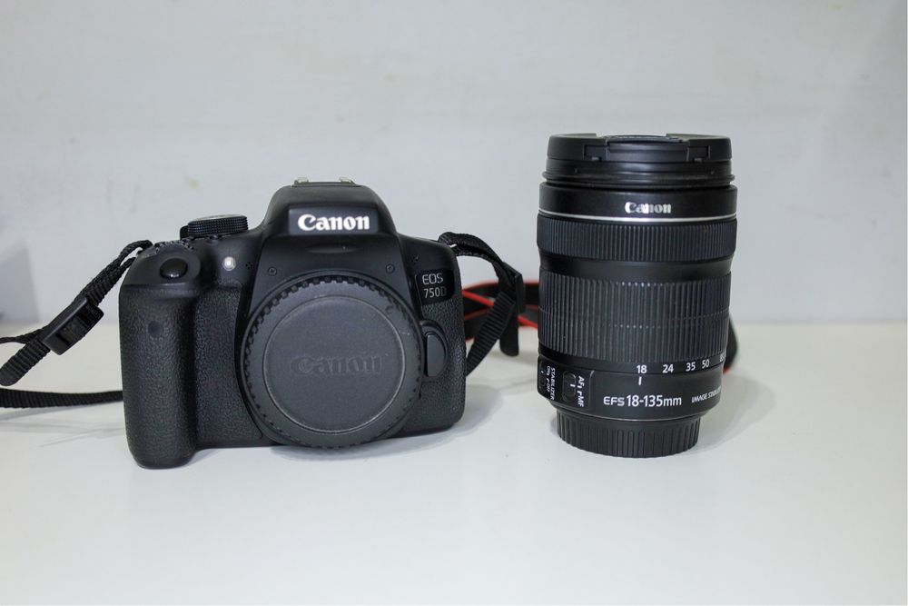 Canon 750d + Canon EF-S 18-135mm