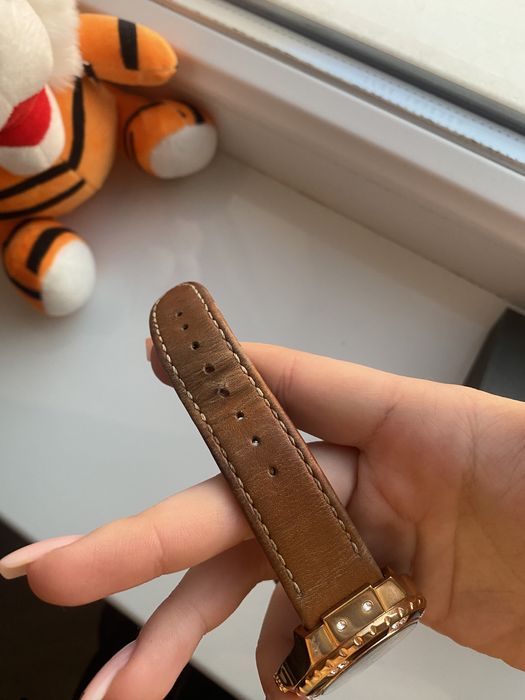 Женские Часы Guess