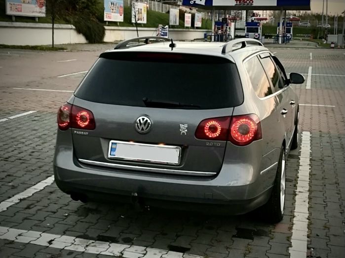 Passat B6 2-х режимні LED кільця OowoO в задні фонарі пассат б6